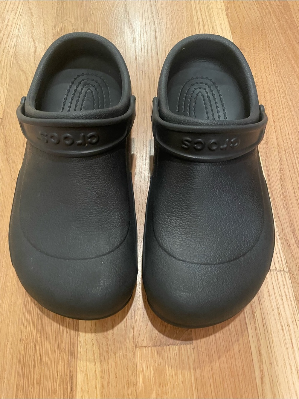 Crocs Bistro Work Clogs Black Slip Resistant Non Slip Shoes Mens 10 Womens 12 - Picture 1 of 6